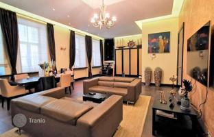 5-комнатная квартира 247 м² в Центральном районе за 988 000 €