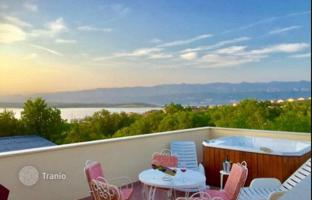 7-комнатный коттедж 250 м² в Приморско-Горанской жупании за 690 000 €