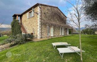 5-комнатная вилла 239 м² в Манчано за 840 000 €