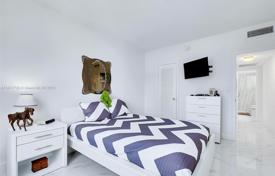 2-комнатные апартаменты в кондо 128 м² в Халландейл Бич, США за $675 000