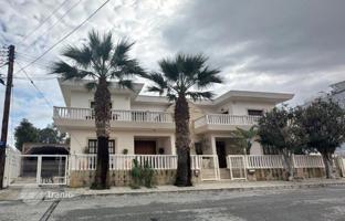 8-комнатный коттедж 645 м² в Строволосе за 880 000 €