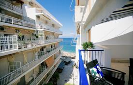 Современная квартира всего в 100 м от моря, Лутраки, Пелопоннес, Греция. Цена по запросу