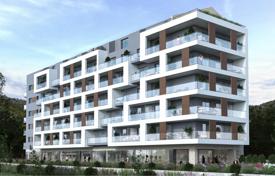 Новые квартиры в жилом комплексе с паркингом недалеко от моря, Будва, Черногория за От 73 000 €