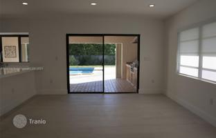 5-комнатный дом 329 м² в Вест-Энде за $1 485 000