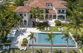 Изысканная вилла с участком, бассейном, террасой и видом на залив, Майами, США за 24 421 000 €