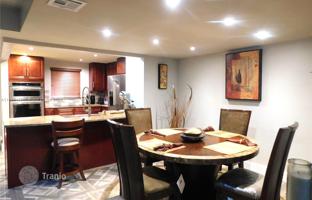 3-комнатная квартира в кондо 142 м² в Майами за $375 000