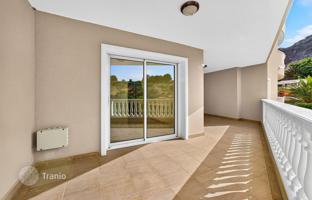 2-комнатная квартира 98 м² в Акантиладо-де-лос-Хигантесе за 440 000 €