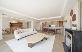 Квартира в Мандельё-ла-Напуле, Лазурный Берег, Франция за 4 500 000 €