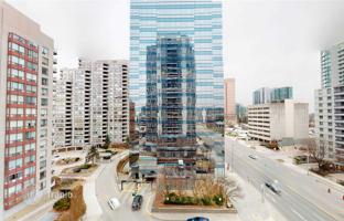 1-комнатная квартира в Янг-стрит за C$722 000