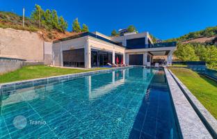 9-комнатная вилла 2 500 м² в Каргыджаке за 194 349 000 TRY