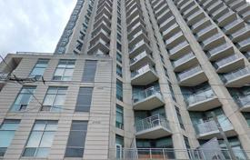 Квартира на Квинс Квей Запад, Олд Торонто, Торонто,  Онтарио,   Канада за C$738 000