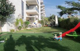 Уютные апартаменты с террасой и садом в светлой резиденции, Нетания, Израиль за $646 000