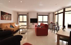 Большая меблированная квартира рядом с пляжем в Кальпе, Аликанте, Испания за 319 000 €