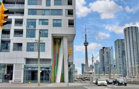 Квартира на Батерст-стрит, Торонто, Онтарио,  Канада за C$802 000