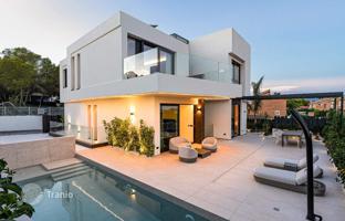 5-комнатная вилла 380 м² в Бенидорме за 1 280 000 €