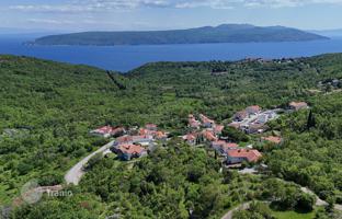 Земельный участок 1 173 м² в Приморско-Горанской жупании за 249 000 €