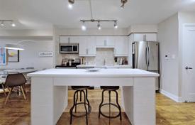 Квартира на Блю Джейс Вей, Олд Торонто, Торонто,  Онтарио,   Канада за C$987 000
