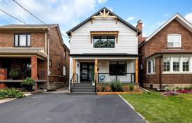 4-комнатный дом в городе в Этобико, Канада за C$1 266 000