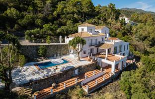 6-комнатная вилла 531 м² в Бенаависе за 2 695 000 €