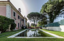 Старинный особняк с огромным садом и видом на море, Эшторил, Португалия за 9 000 000 €