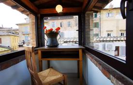 Стильный пентхаус в центре Сиены, Тоскана, Италия за 800 000 €