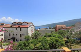 Меблированный дом с садом и панорамным видом на море, Баошичи, Черногория за 450 000 €