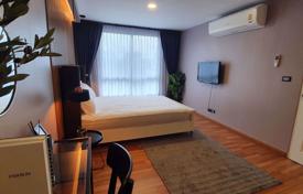 2-комнатные апартаменты в кондо в Ян Наве, Таиланд за $189 000