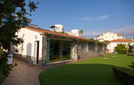 Очаровательная вилла с садом и гаражом в Льорет‑де-Маре, Коста-Брава, Испания за 690 000 €