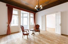Четырехкомнатная квартира в классическом стиле, Прага 1, Прага, Чехия. Цена по запросу