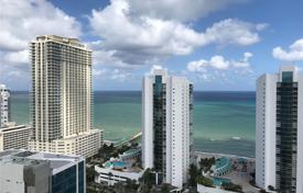 Комфортабельные апартаменты с видом на океан в резиденции на первой линии от пляжа, Санни Айлс Бич, Флорида, США за $1 300 000