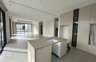 5-комнатный коттедж 330 м² в Агиос Тихонасе за 3 450 000 €
