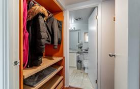 Квартира на Квинс Квей Запад, Олд Торонто, Торонто,  Онтарио,   Канада за C$732 000