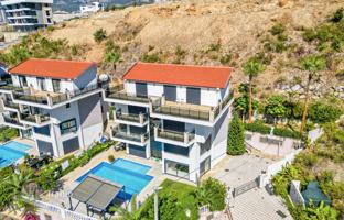 7-комнатная вилла 550 м² в Алании за 44 978 000 TRY