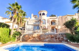 Роскошная меблированная вилла в средиземноморском стиле, Деэса де Кампоамор, Аликанте, Испания за 500 000 €