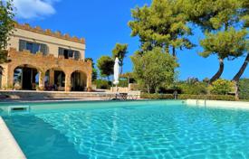 Уникальная вилла с гостевым домиком и бассейном прямо на берегу моря в Кипарисии, Пелопоннес, Греция за 1 600 000 €
