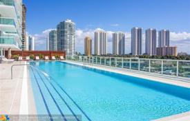 Стильные апартаменты с видом на океан в резиденции на первой линии от пляжа, Санни Айлс Бич, Флорида, США за $848 000