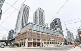 Квартира на Батерст-стрит, Торонто, Онтарио,  Канада за C$976 000