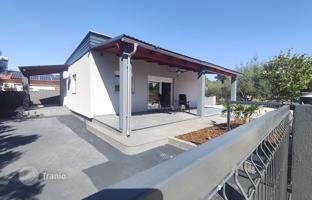 5-комнатный дом 88 м² в Перое за 390 000 €