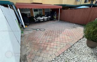3-комнатный дом 122 м² в Вест-Энде за $429 000