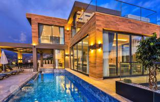 6-комнатная вилла 350 м² в Калкане за 63 857 000 TRY