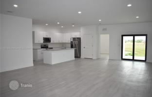3-комнатный дом 242 м² в Лабелл за $360 000