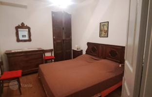 6-комнатный дом 250 м² в Порече за 900 000 €