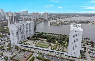 2-комнатная квартира в кондо 157 м² в Авентуре за $565 000
