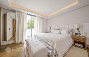 15-комнатная вилла 983 м² в Нуэва Андалусии за 8 950 000 €
