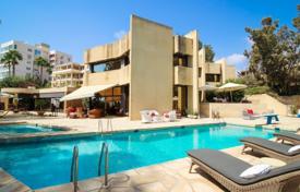 Вилла в Лимассоле с 4 спальнями, Agios Tychonas за 13 000 000 €