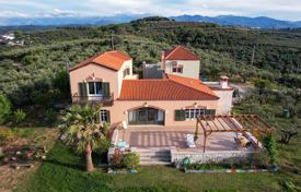 Просторная вилла с 3 гостевыми апартаментами в Платаньясе, Крит, Греция за 900 000 €
