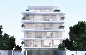 Новая малоэтажная резиденция с бассейнами рядом с морем, Афины, Греция за От 1 120 000 €