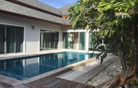 Три меблированные виллы с бассейнами и парковочными местами, Пхукет, Таиланд за $805 000