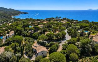 5-комнатная вилла в Ла Круа-Вальме за 1 950 000 €