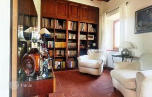 Вилла 334 м² в Пьетрасанте за 1 250 000 €